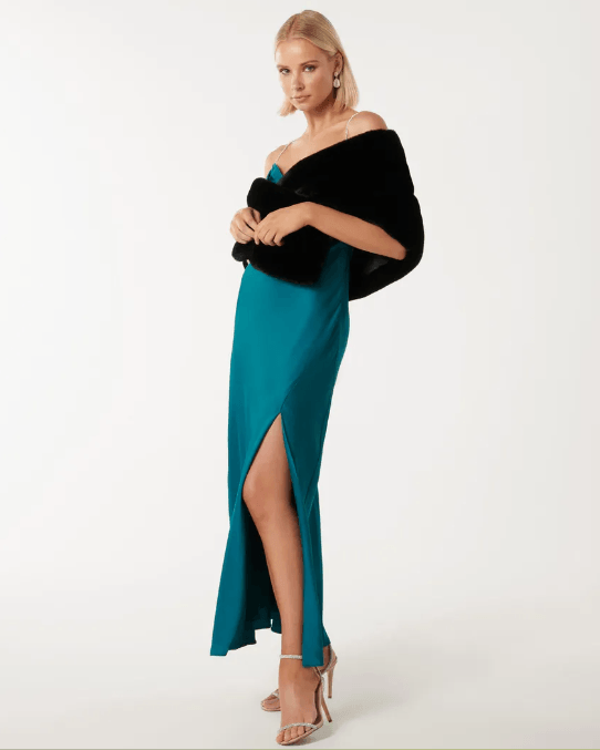 FOREVER NEW Faux Fur Wrap