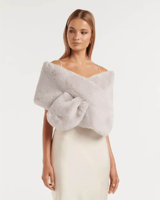 FOREVER NEW Faux Fur Wrap