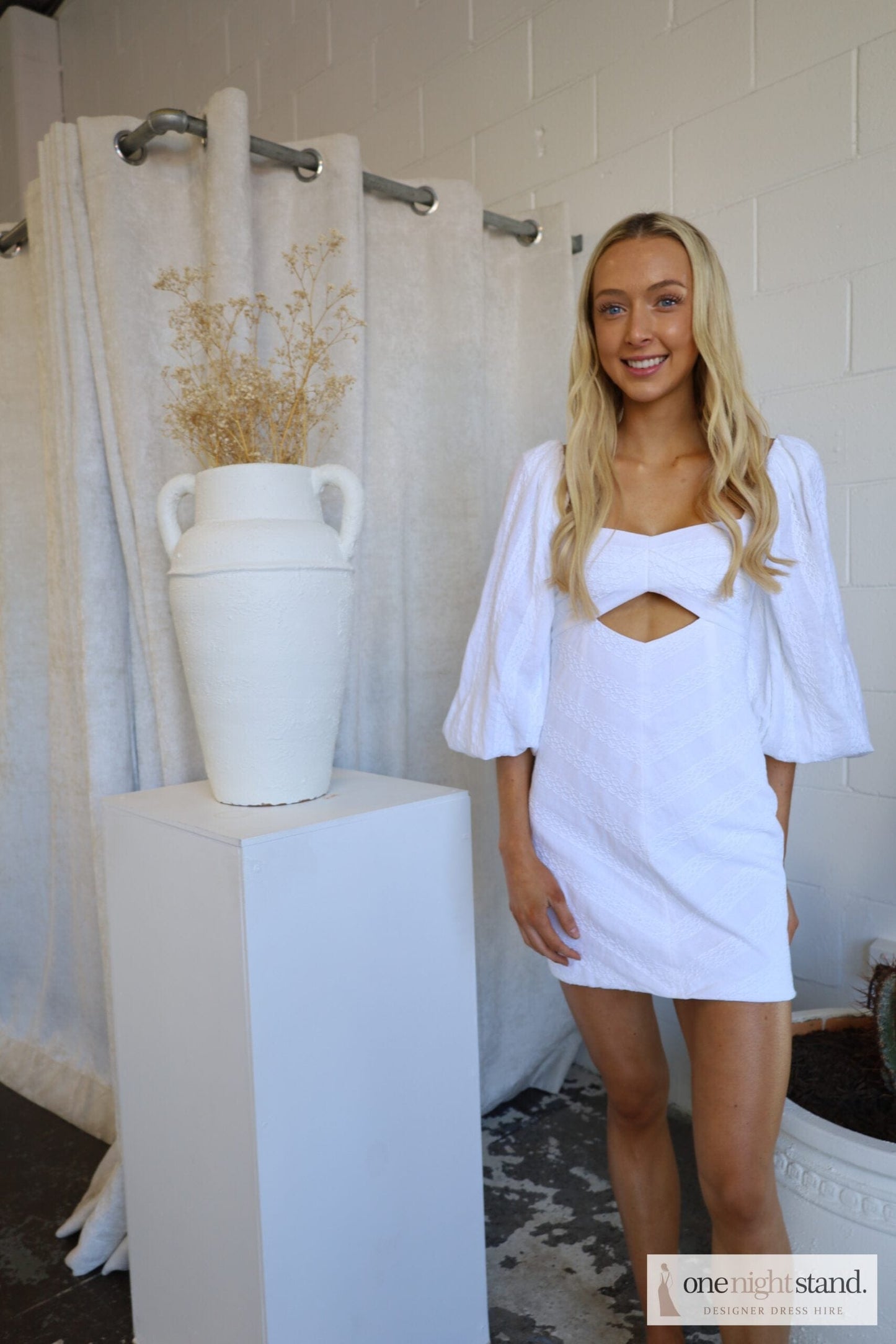 romantique mini dress